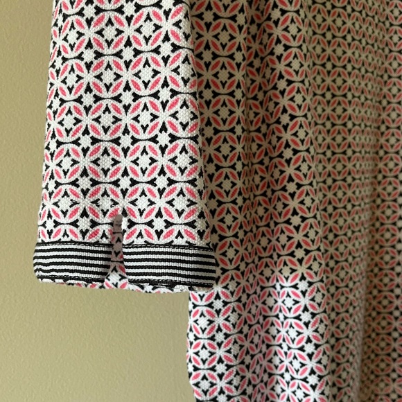 LAST CHANCE - TALBOTS Top - L - Picture 7 of 7